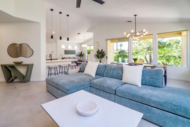 Building Photo - 67568 S Laguna Dr