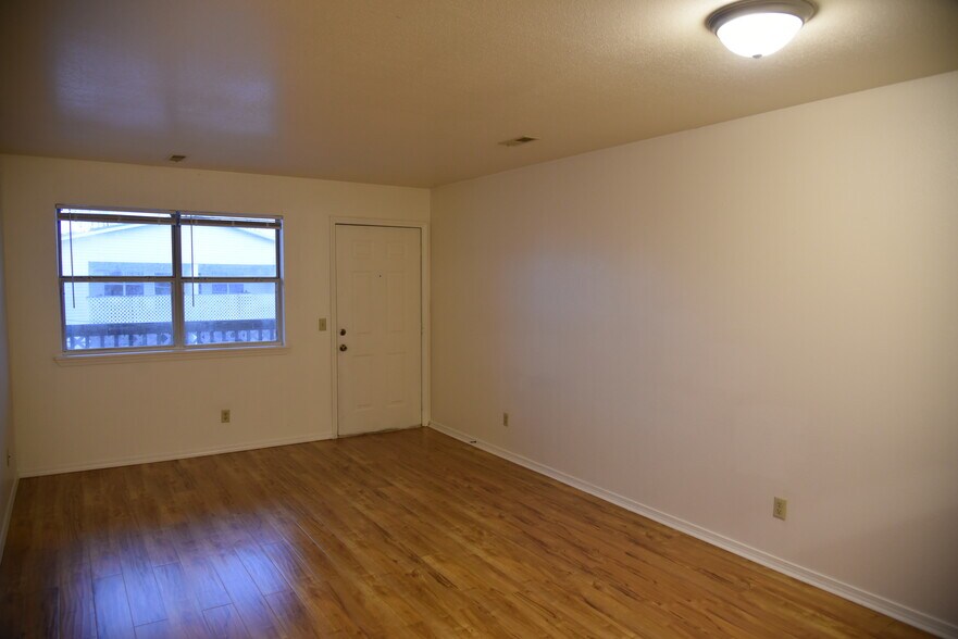 Building Photo - 428 Kays Ln