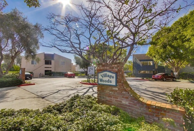 Building Photo - 3238 Ashford St