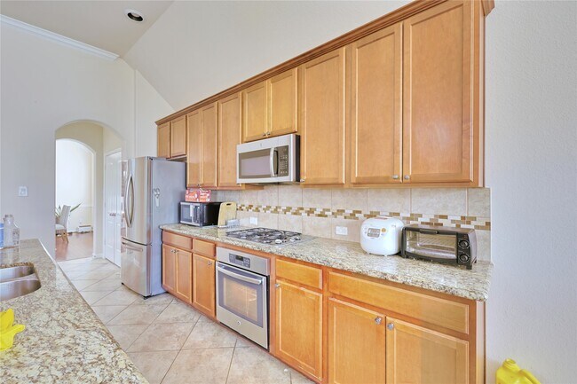 Building Photo - 27014 Stonebury Heights Ln