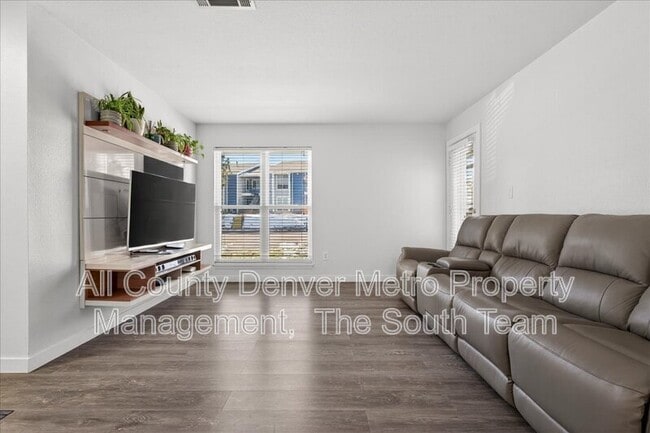 Building Photo - 7250 S Gaylord St