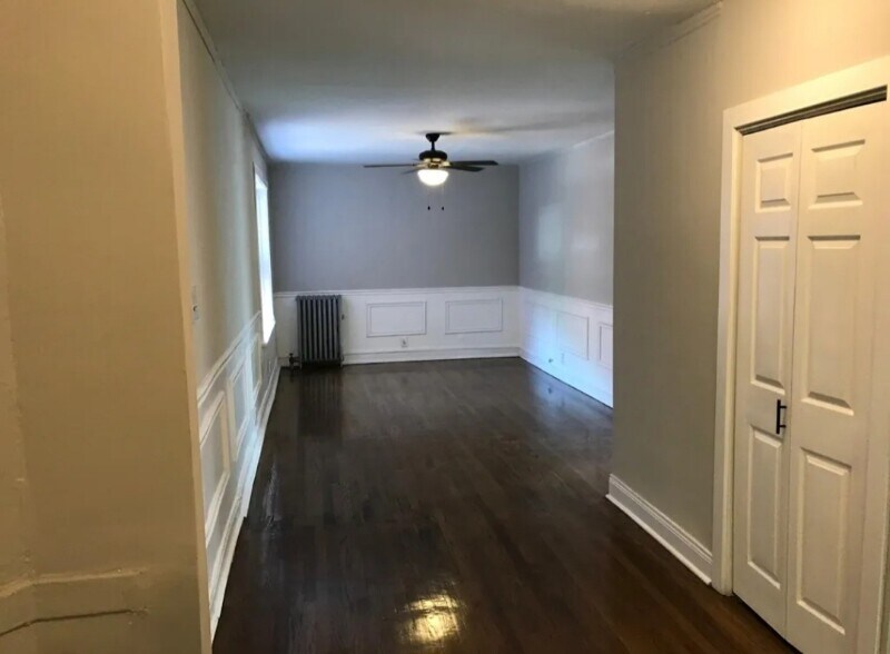 Building Photo - 3607 S King Dr