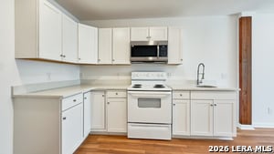 Building Photo - 3038 W Salinas