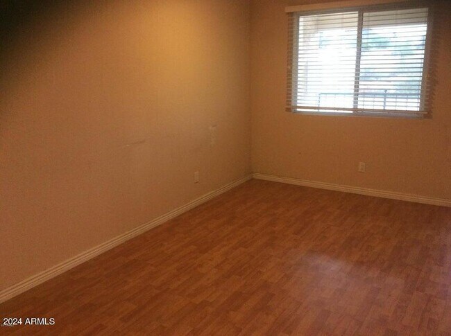 Building Photo - 12440 N 20th St