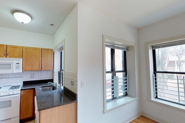 Floorplan - 5400-5408 S. Ingleside Avenue