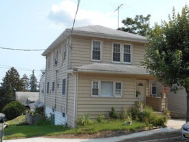 Building Photo - 46 Mountainside Ter