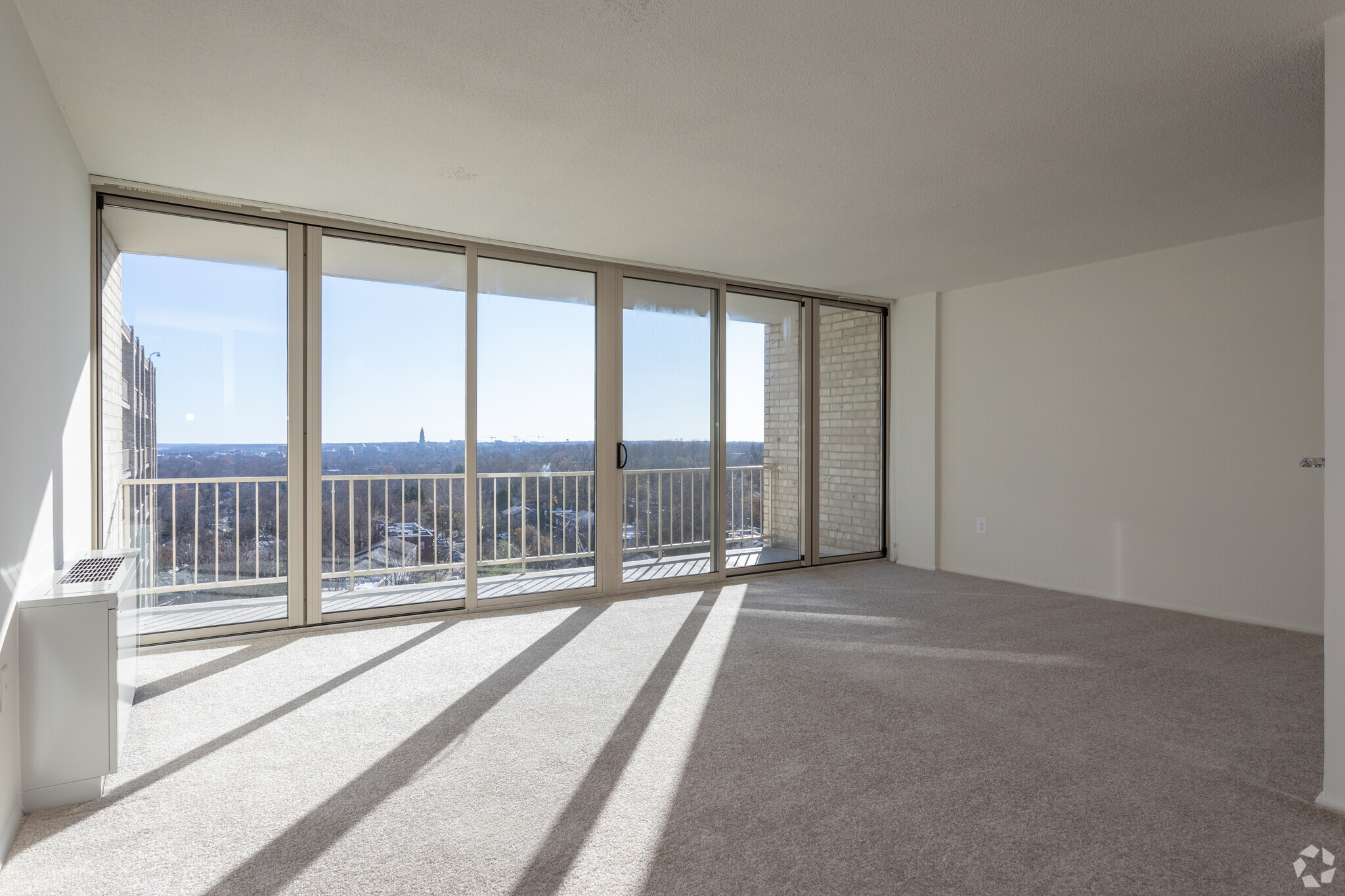 1BR, 1 BA - 800 SF - The Aspen Apartments