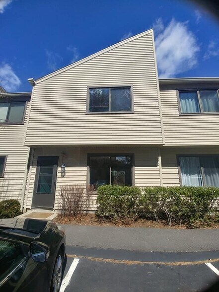 Building Photo - 5 Horizon Dr