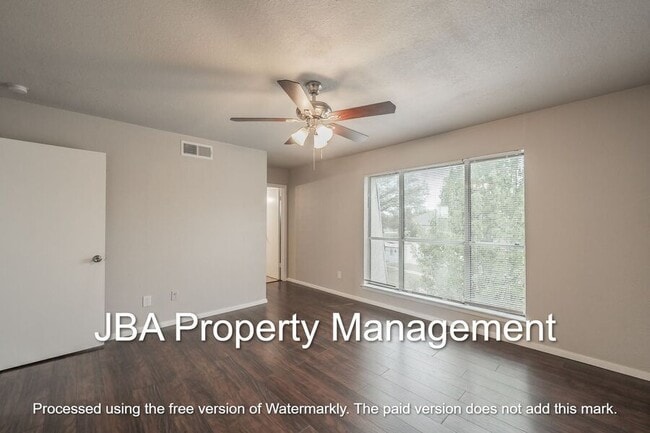 Building Photo - 1761 Belshire-