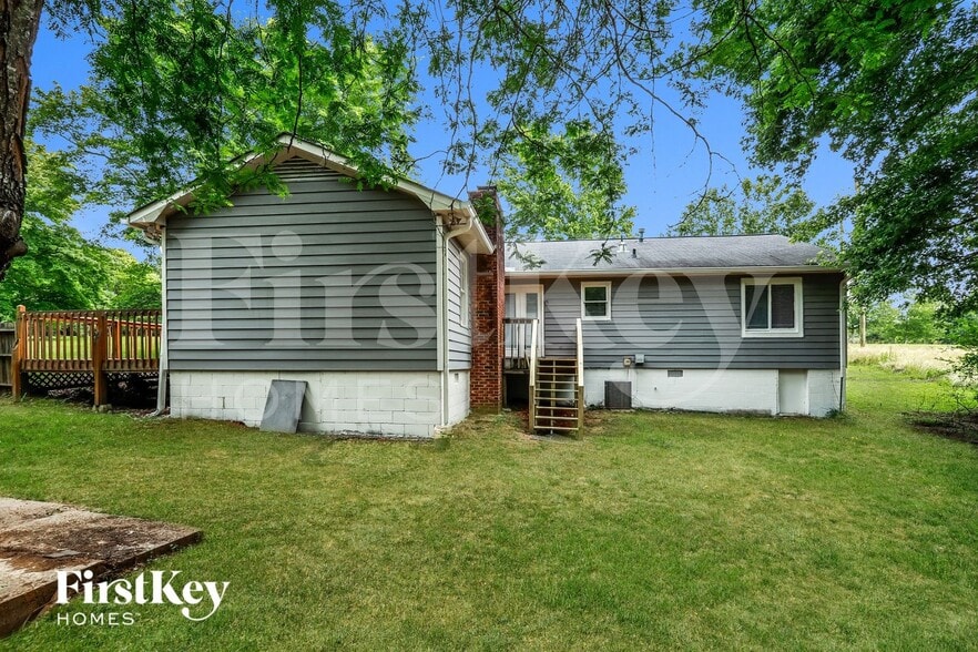 Building Photo - 2738 N Bogan Rd NE