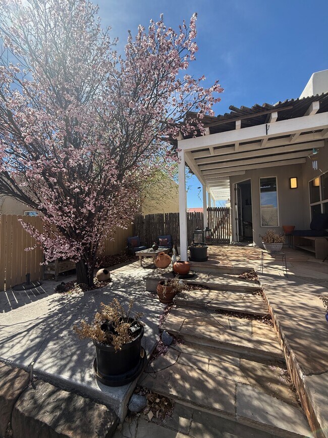 Building Photo - 6552 Cll Verde