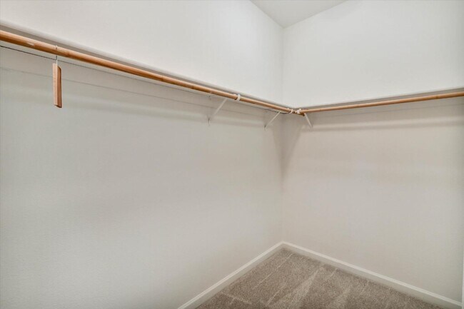 Building Photo - 378 Olive Hill Dr