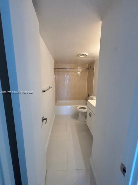 Building Photo - 401 Golden Isles Dr