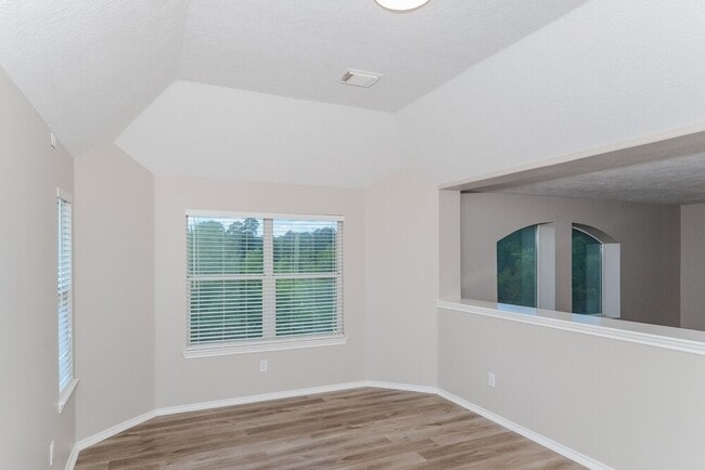 Building Photo - 17811 Memorial Trail Dr