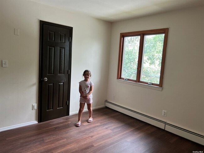 Building Photo - 4 Albergo Ct