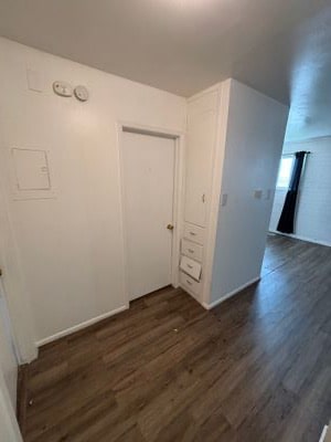 Building Photo - 634 N 8th W