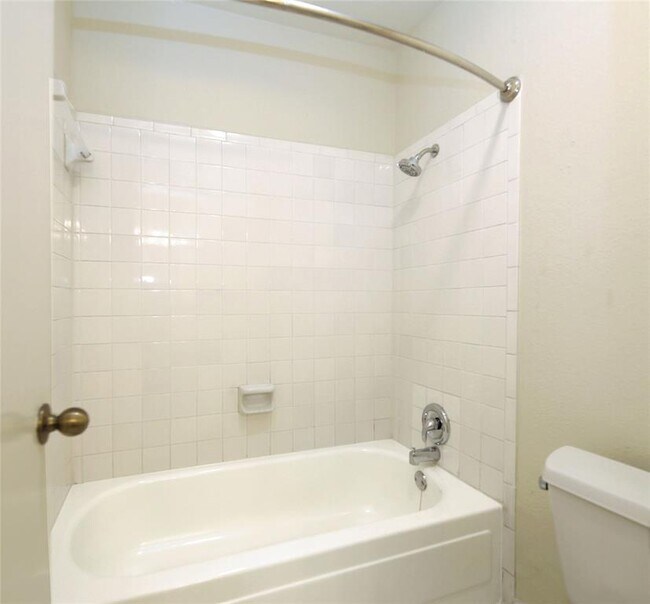 Building Photo - 777 Bering Dr