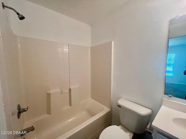 Building Photo - 122 Ullian Trail