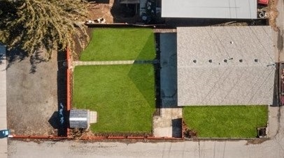 Bird Eye View of Property - 301 River St