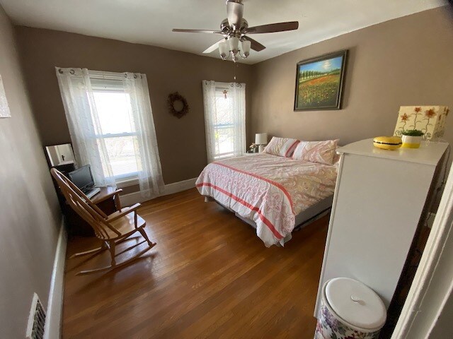 Bedroom - 143 E 5th Ave