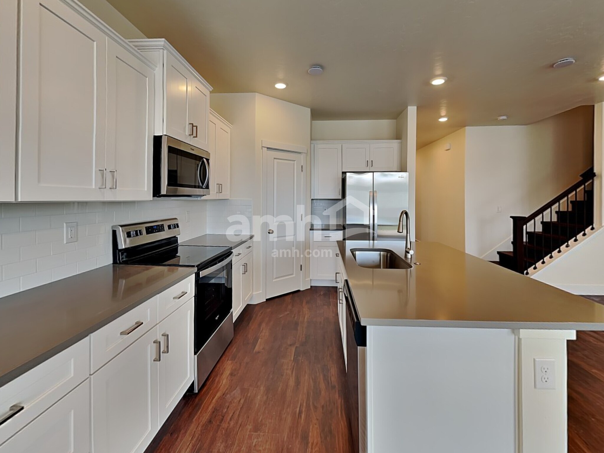 Building Photo - 1515 W Afton St