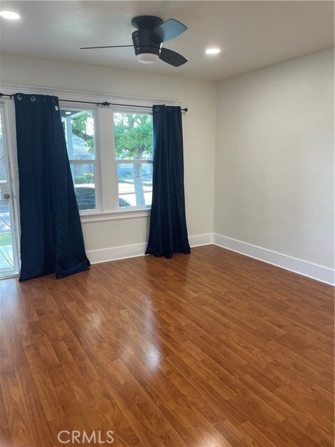 Building Photo - 216 Poppy Ave