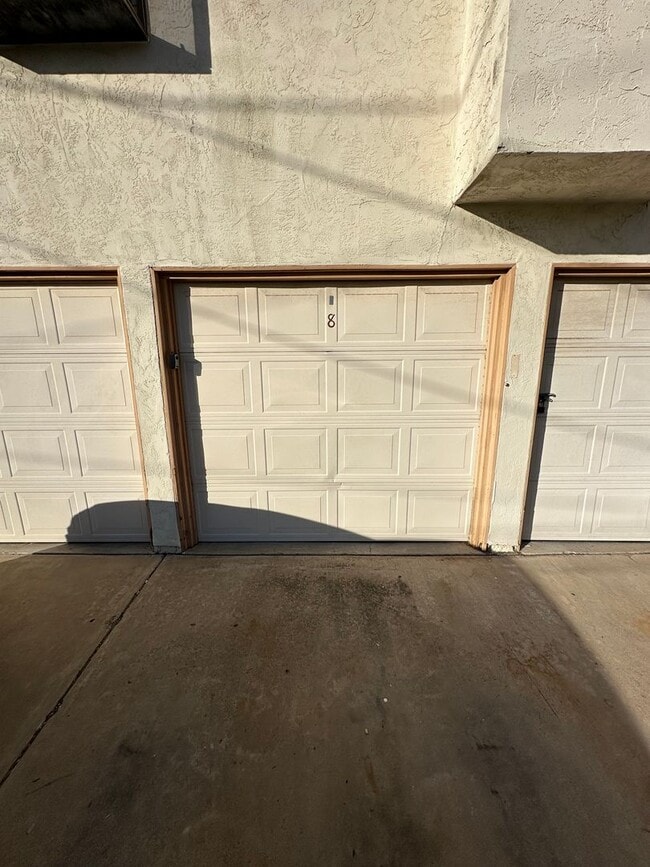 Building Photo - 1221 Essex St