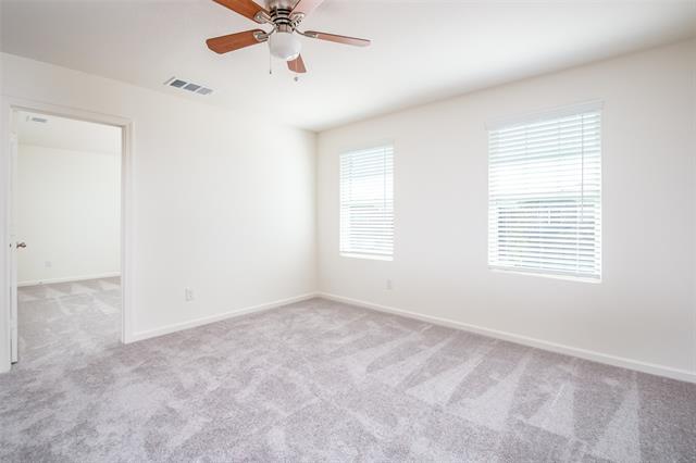 Building Photo - 2109 Prairie Ln