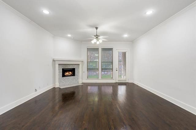 Building Photo - 910 Ontzlake Dr