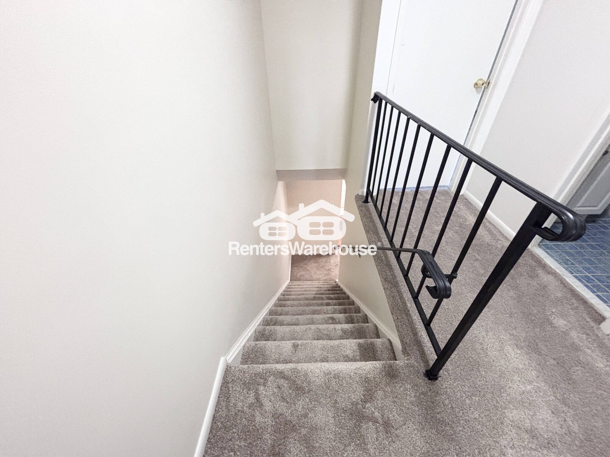 Building Photo - 2861 Schoolhouse Cir