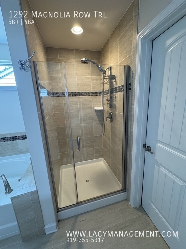 Building Photo - 1292 Magnolia Row Trail