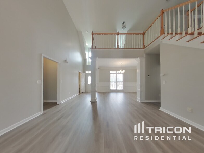 Building Photo - 15 Stiles Fairway NW
