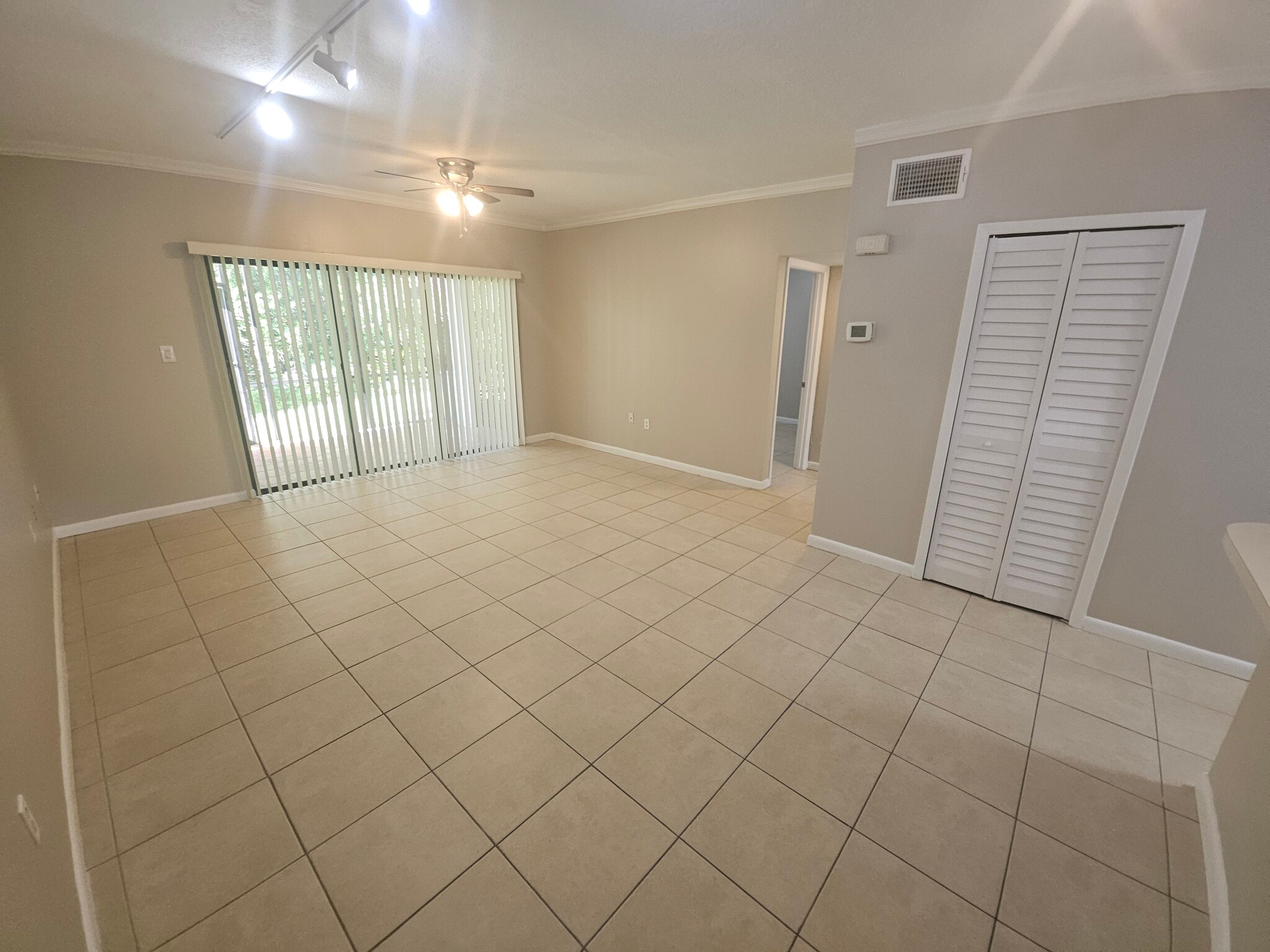 Building Photo - 4702 Capri Pl