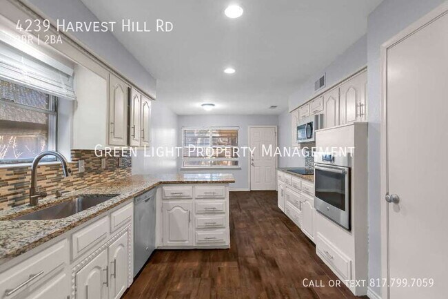 Building Photo - 4239 Harvest Hill Rd