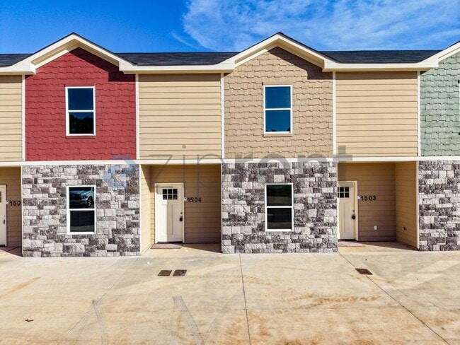 Building Photo - 150 Breanna Way