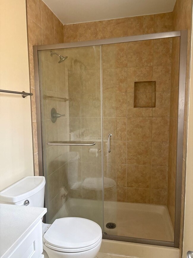 Building Photo - Charming Ranch Home in Matthews