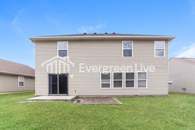 Building Photo - 3940 Planewood Dr