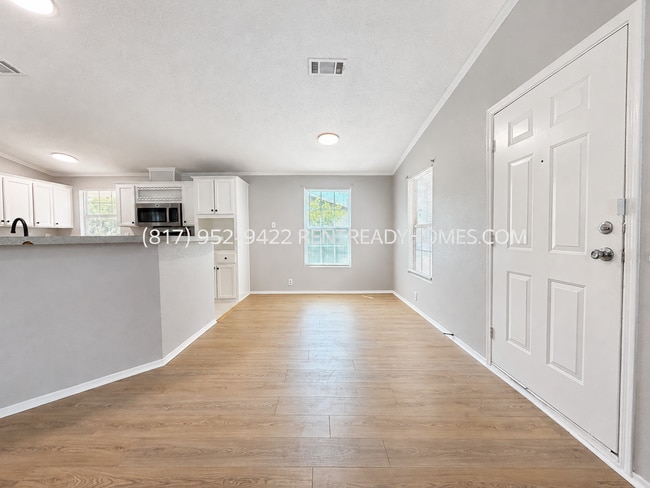 Building Photo - 5528 Patton Dr