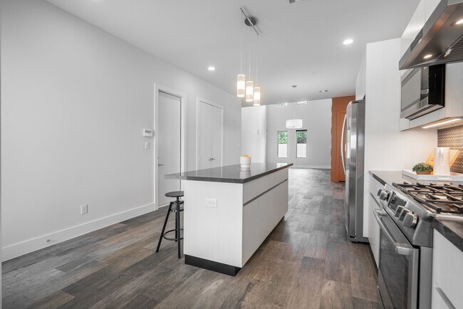 Building Photo - 2214 Cortijo Pl