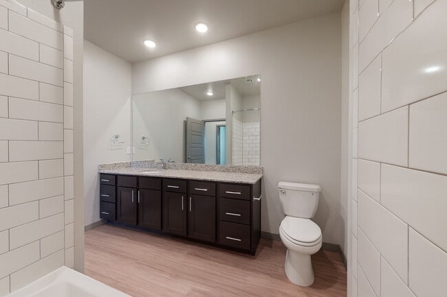 Building Photo - 35 Degrees North Apartment Homes