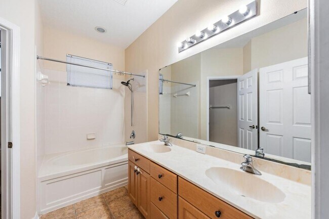 Building Photo - 13015 Terrace Brook Pl