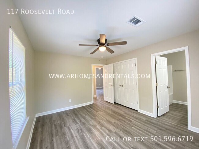 Building Photo - 117 Roosevelt Rd