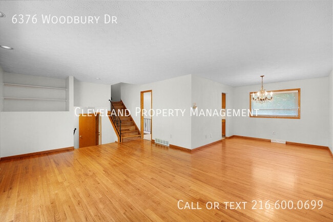 Building Photo - 6376 Woodbury Dr