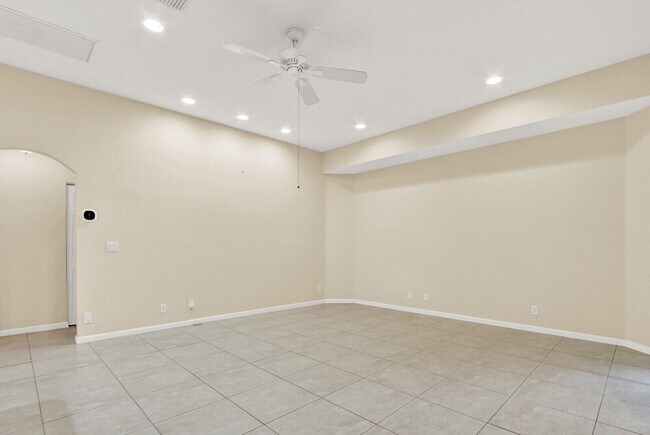 Building Photo - 15096 76th Trail N