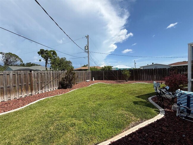 Building Photo - 17315 Sabrina Cir