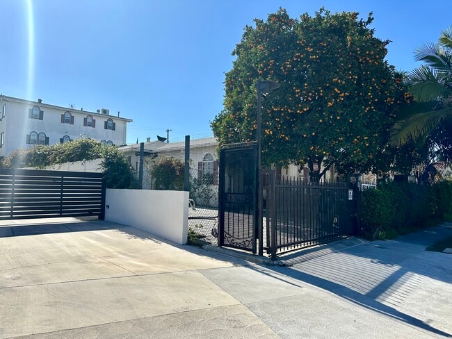 Building Photo - 8624 Olin St