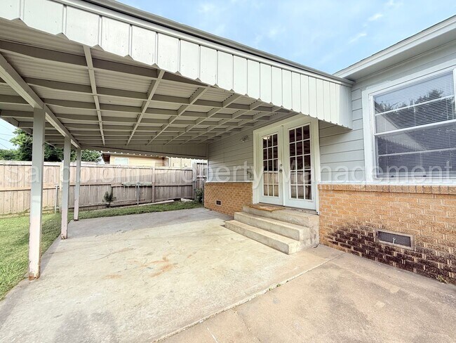Building Photo - For Lease | Midtown Tulsa | Available Now!