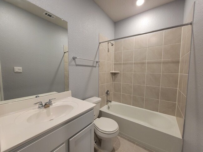 Building Photo - Brookstone Creek Beauty – 4 Bedrooms, 3 Bathrooms, and Smart Features Throughout