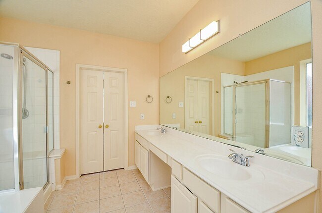Building Photo - 5439 Santa Chase Ln