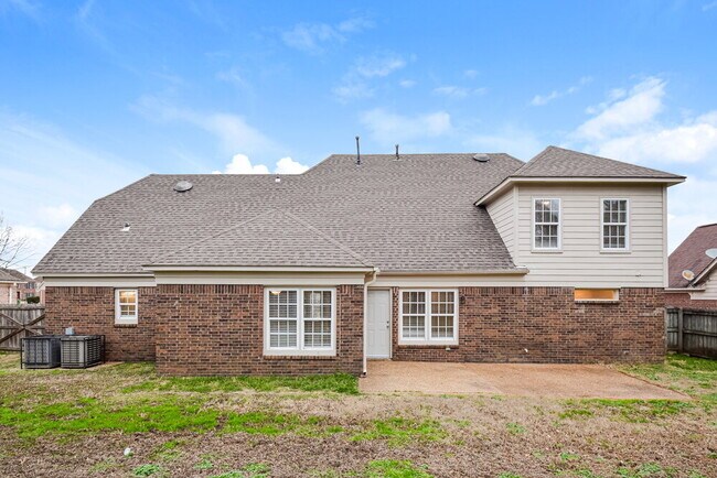 Building Photo - 4351 Zachary St